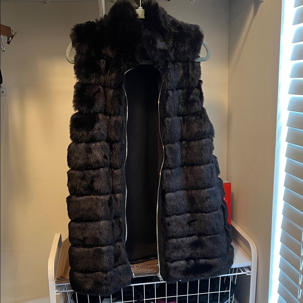 Women's Reversable Black Faux Fur Vest